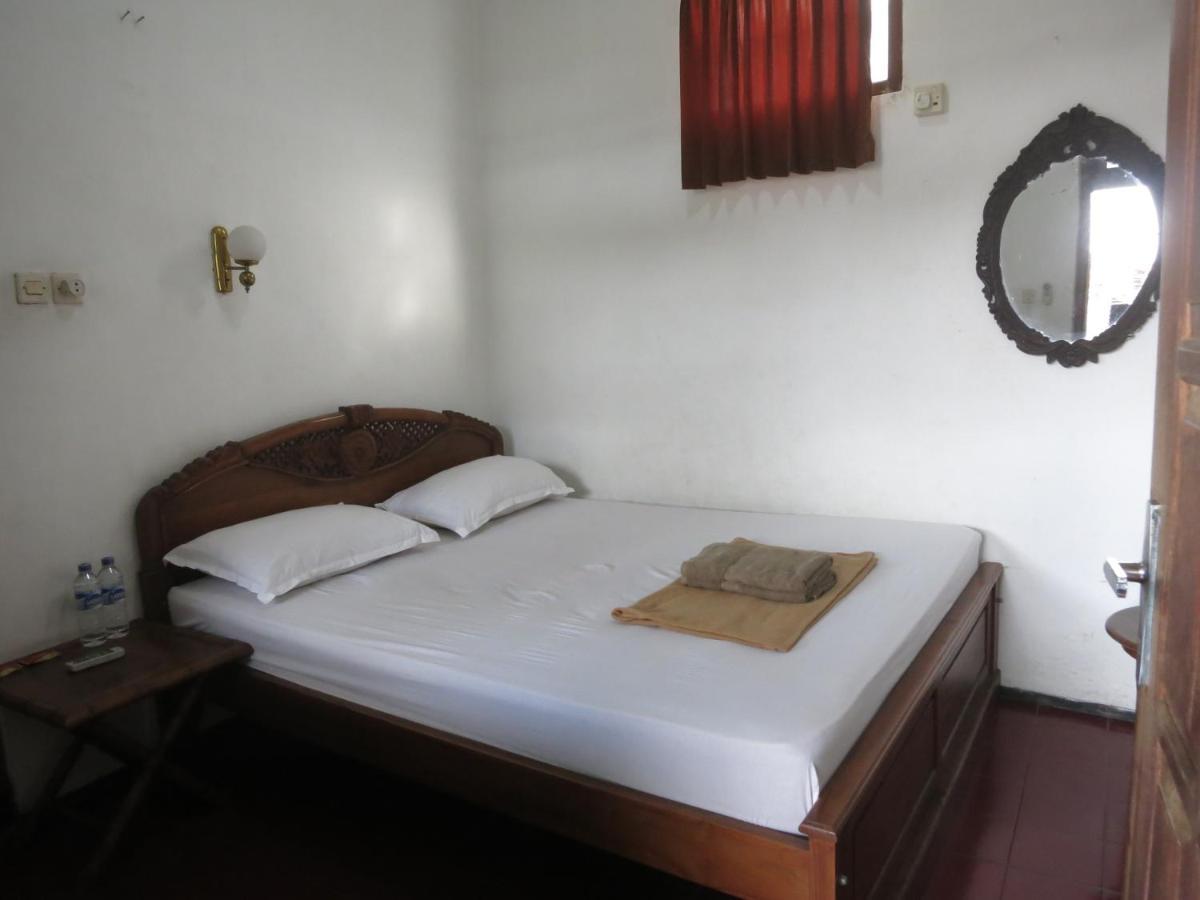 Sartika Hotel Prawirotaman Yogyakarta Exterior photo